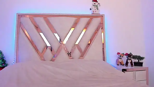  Andyy   online show from 20, 12, 2024