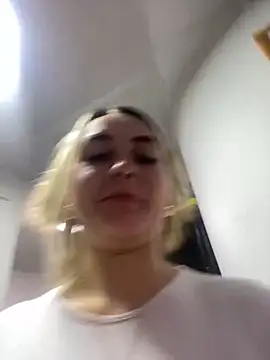 Snapshot of emma_oxford chatting on 21, 12, 2024 emma oxford online show from 21, 12, 2024