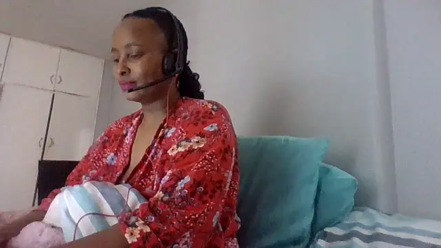 Snapshot of BabeAssXX chatting on 10, 9, 2025 BabeAssXX online show from 10, 9, 2025