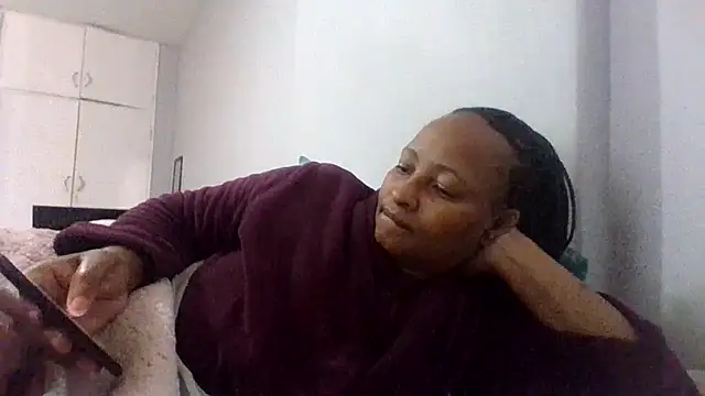 Snapshot of BabeAssXX chatting on 11, 10, 2025 BabeAssXX online show from 11, 10, 2025