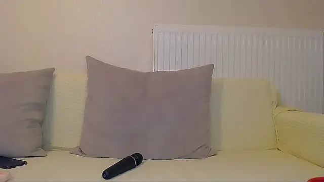 Snapshot of __QUEEN___ chatting on 3, 3, 2025 QUEEN online show from 3, 3, 2025