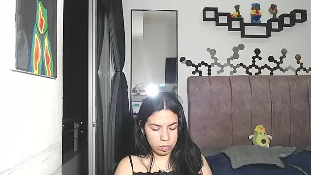 Snapshot of Liza_Thurner chatting on 22, 3, 2025 Liza Thurner online show from 22, 3, 2025