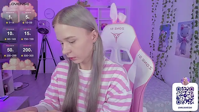 Snapshot of Milia_Parker chatting on 22, 12, 2024 Milia Parker online show from 22, 12, 2024