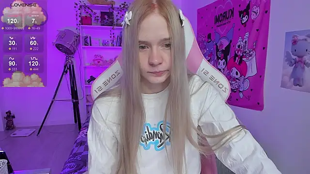 Snapshot of Milia_Parker chatting on 22, 3, 2025 Milia Parker online show from 22, 3, 2025