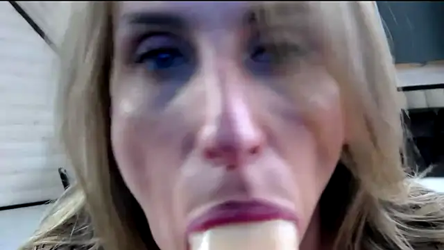 MissEla online show from 14, 12, 2024