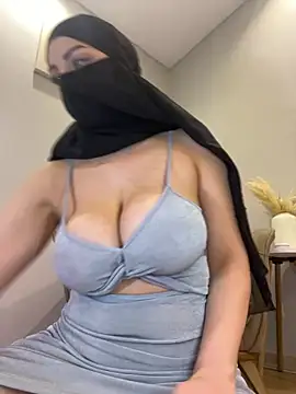 Amberonee31 online show from 4, 3, 2026