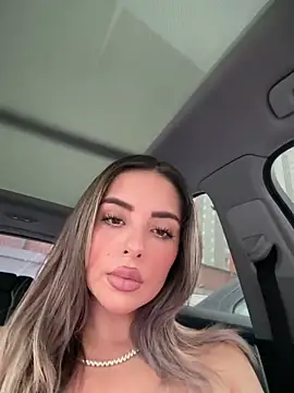 Snapshot of Alirawrz chatting on 16, 10, 2025 Alirawrz online show from 16, 10, 2025