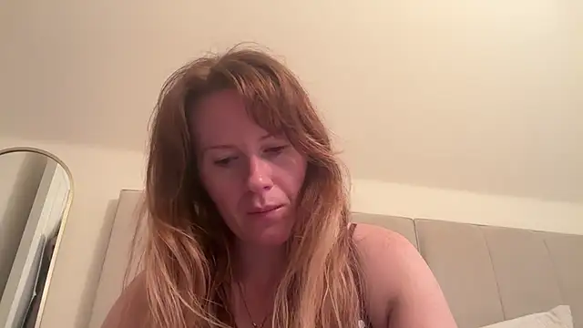 redheadrosie69 online show from 17, 10, 2025