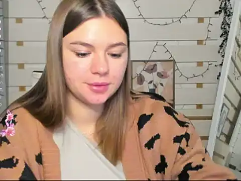 Josephine Kiss online show from 27, 11, 2025