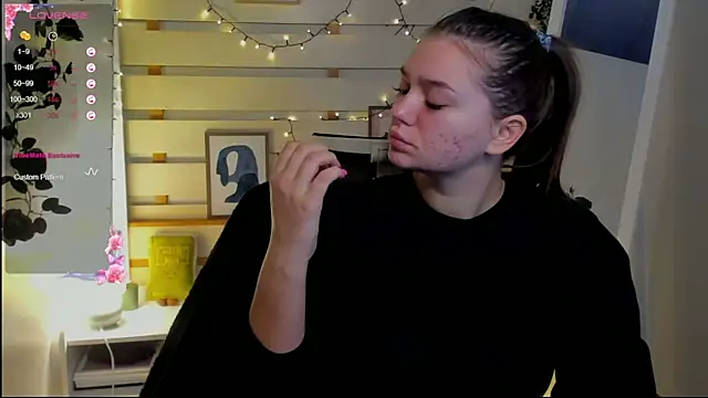 Josephine Kiss online show from 27, 2, 2026