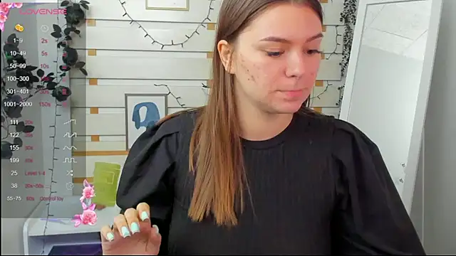 Josephine Kiss online show from 26, 3, 2026