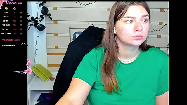 Josephine Kiss online show from 11, 5, 2026