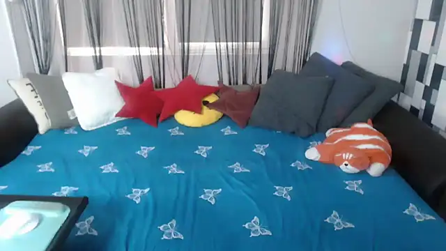 Snapshot of NycolleSweet37 chatting on 20, 12, 2025 NycolleSweet37 online show from 20, 12, 2025