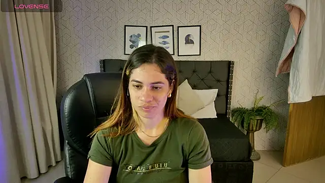 Snapshot of sussy__stone chatting on 18, 12, 2024 sussy stone online show from 18, 12, 2024