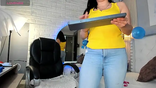 Snapshot of sussy__stone chatting on 11, 6, 2026 sussy stone online show from 11, 6, 2026
