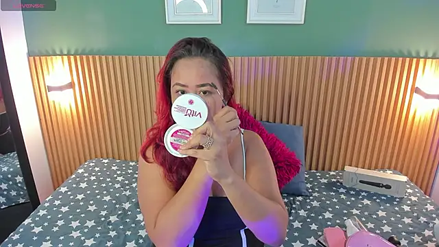  anavictoria  online show from 13, 3, 2025