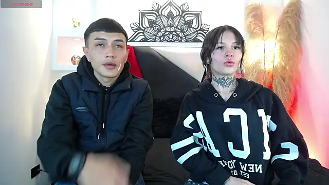 Tifanny Sweett online show from 9, 10, 2025