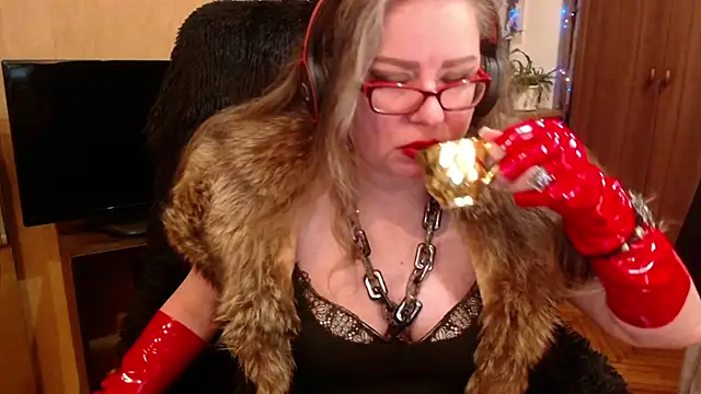Snapshot of Miss_Tress chatting on 27, 2, 2025 Miss Tress online show from 27, 2, 2025