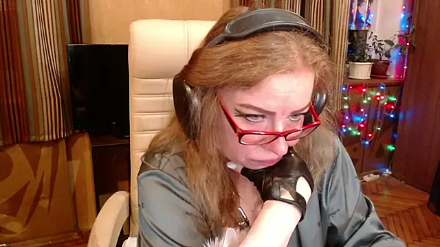 Miss Tress online show from 4, 7, 2026