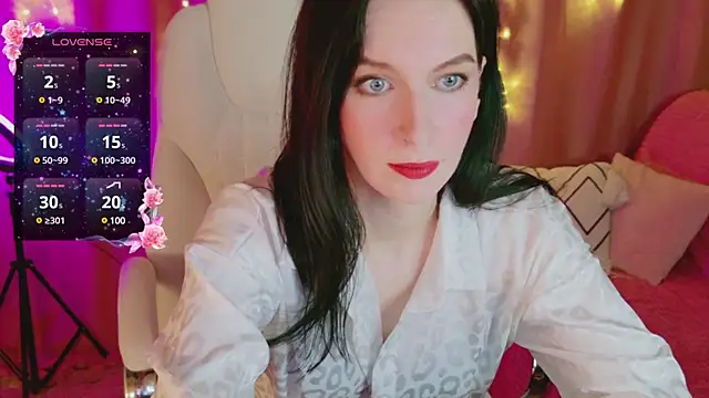 Snapshot of AndreaAshton chatting on 26, 12, 2024 AndreaAshton online show from 26, 12, 2024