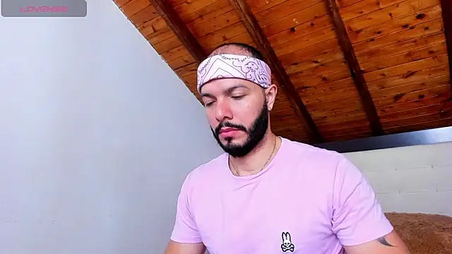 Tom Bailey online show from 22, 9, 2025