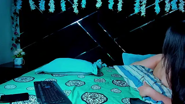 Kiara Casidie online show from 27, 2, 2025