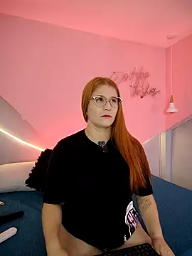 Snapshot of AllisonRoberts_ chatting on 25, 4, 2026 AllisonRoberts online show from 25, 4, 2026