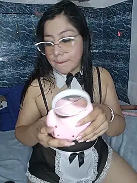 keterinjones--11 online show from 30, 5, 2026