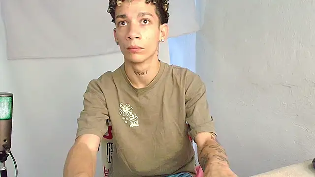 Snapshot of mateodeamjo chatting on 21, 5, 2026 mateodeamjo online show from 21, 5, 2026