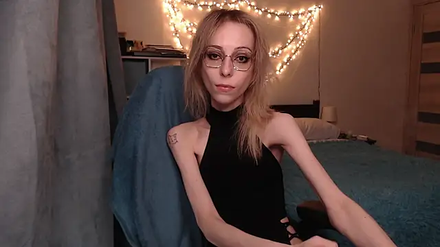 Snapshot of amber_quell_here chatting on 1, 3, 2025 amber quell here online show from 1, 3, 2025