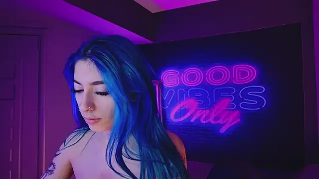 AriaVoss online show from 12, 2, 2025