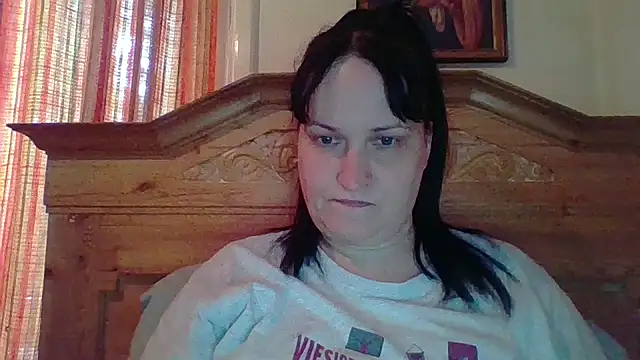  squirty cum lady  online show from 18, 4, 2026