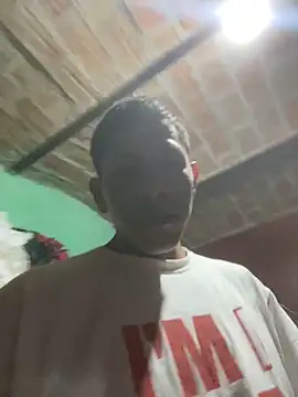 Snapshot of nowex18 chatting on 7, 10, 2025 nowex18 online show from 7, 10, 2025