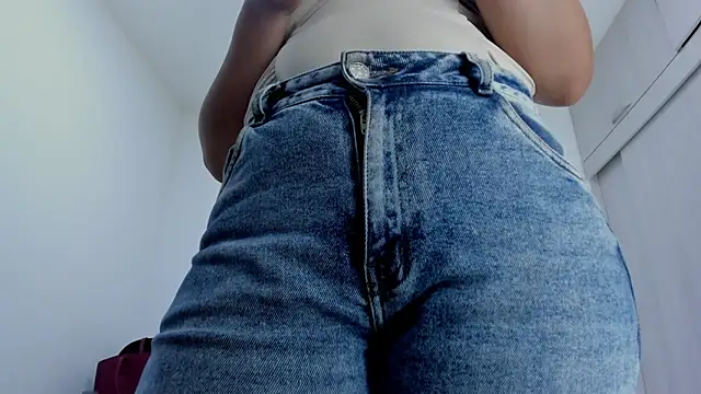 Amelia Debora Antonella online show from 7, 3, 2026