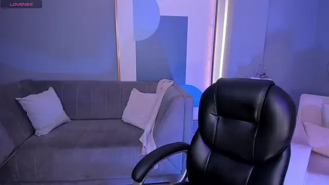 AllyJensen online show from 13, 3, 2025