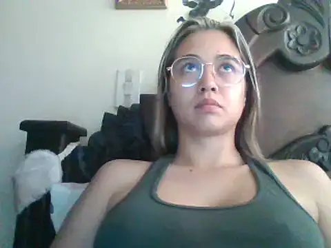 trianabell online show from 25, 2, 2025