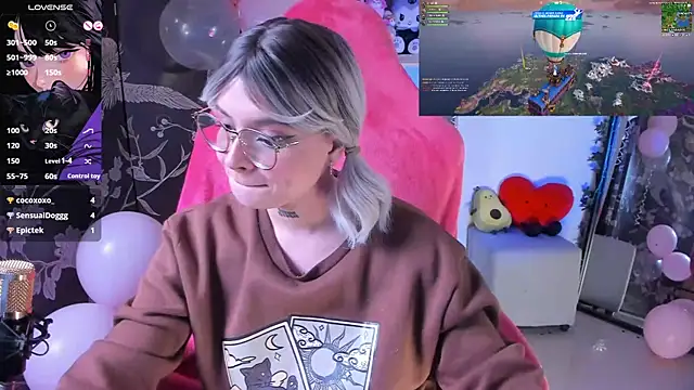 Snapshot of sensualkattt chatting on 14, 2, 2025 sensualkattt online show from 14, 2, 2025