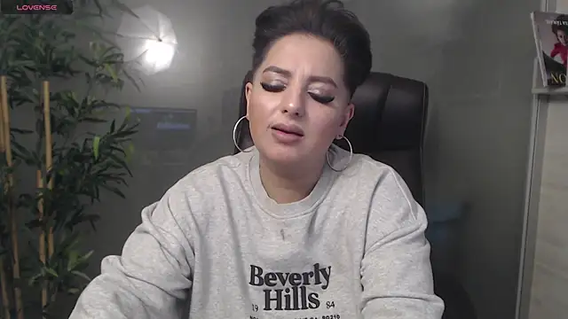 BustyAllyy online show from 15, 1, 2025