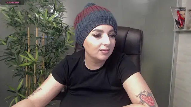 BustyAllyy online show from 12, 2, 2025