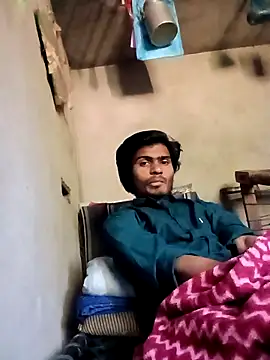 Snapshot of News3x@xh chatting on 15, 12, 2025 News3xxh online show from 15, 12, 2025