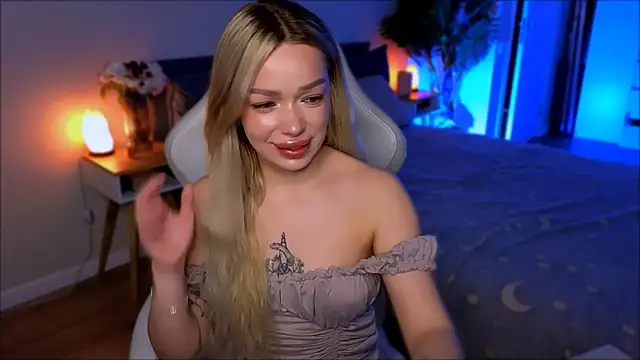 Lily Yin online show from 12, 2, 2026