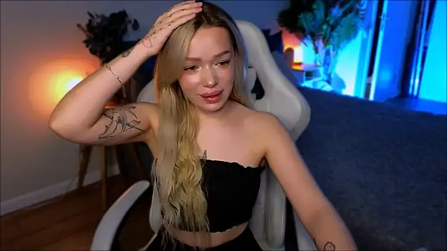 Lily Yin online show from 1, 3, 2026