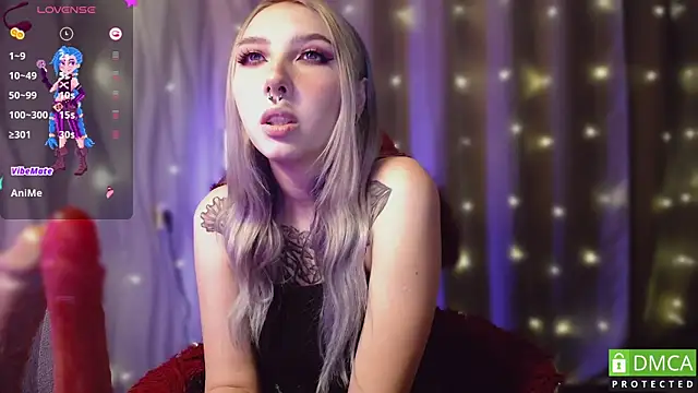 JustMeowGirl online show from 2, 12, 2024