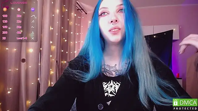 JustMeowGirl online show from 14, 11, 2025