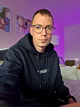Schnubby1 online show from 12, 5, 2026