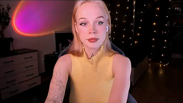 Snapshot of Polusladkoye chatting on 14, 1, 2026 Polusladkoye online show from 14, 1, 2026