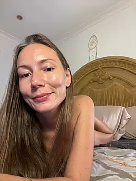 Snapshot of naiviv chatting on 16, 4, 2026 naiviv online show from 16, 4, 2026
