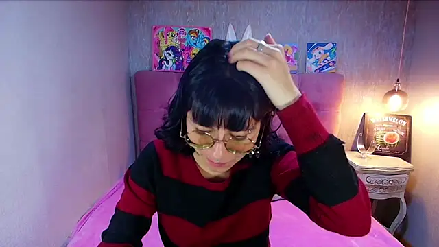 charlottemoonxz online show from 4, 7, 2026