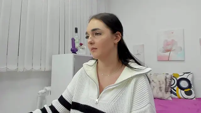 Snapshot of Pretty_anniee chatting on 4, 2, 2025 Pretty anniee online show from 4, 2, 2025