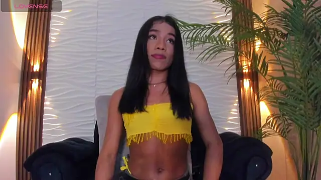 Snapshot of kimberly_Gonzalez1 chatting on 21, 3, 2025 kimberly Gonzalez1 online show from 21, 3, 2025